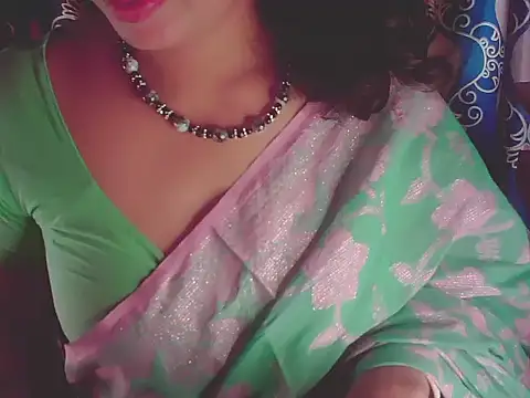 Snapshot of banglarani880 chatting on January 2025 06:22:02 AM banglarani880 online show from January 2025 06:22:02 AM