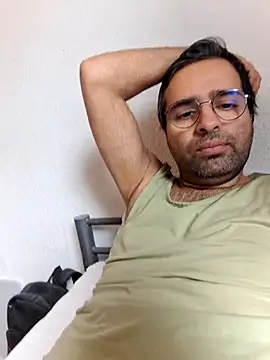 Snapshot of Azad64 chatting on March 2026 09:47:01 AM Azad64 online show from March 2026 09:47:01 AM