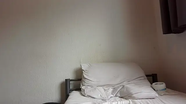 Snapshot of Azad64 chatting on March 2026 11:15:01 AM Azad64 online show from March 2026 11:15:01 AM