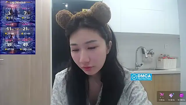 Asiagirll online show from April 2026 01:37:01 PM