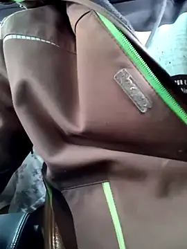 Snapshot of Rolandxxxr chatting on December 2024 01:38:02 PM Rolandxxxr online show from December 2024 01:38:02 PM