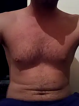 Snapshot of Rolandxxxr chatting on December 2024 03:20:02 PM Rolandxxxr online show from December 2024 03:20:02 PM