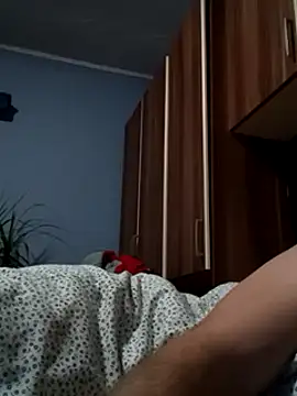 Snapshot of Rolandxxxr chatting on February 2025 08:31:01 PM Rolandxxxr online show from February 2025 08:31:01 PM