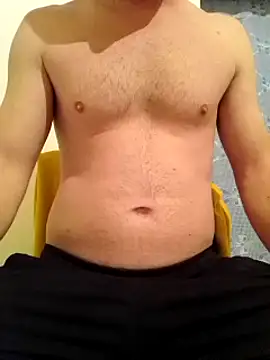 Snapshot of Rolandxxxr chatting on February 2025 08:03:02 PM Rolandxxxr online show from February 2025 08:03:02 PM