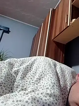 Snapshot of Rolandxxxr chatting on March 2025 02:50:01 AM Rolandxxxr online show from March 2025 02:50:01 AM