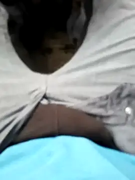 Snapshot of Rolandxxxr chatting on October 2025 09:15:01 AM Rolandxxxr online show from October 2025 09:15:01 AM