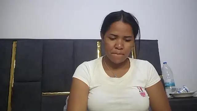 aleixane online show from November 2025 05:12:01 PM