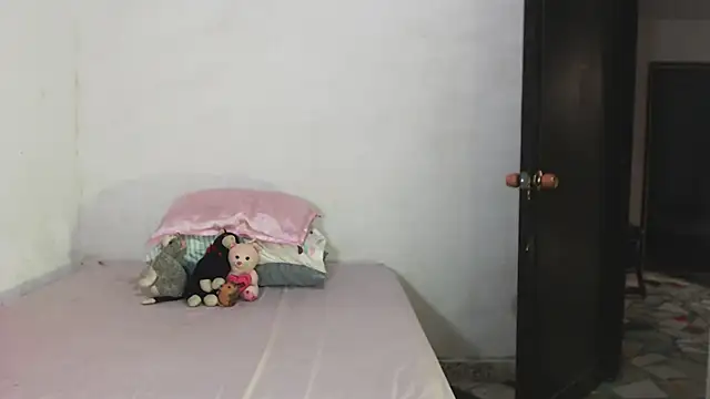 solamatista11 online show from October 2025 07:47:02 PM