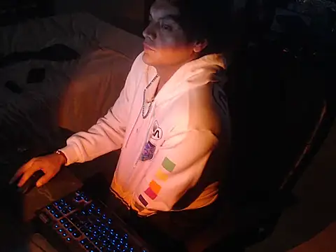 Snapshot of GruesoMexico chatting on April 2026 11:18:02 PM GruesoMexico online show from April 2026 11:18:02 PM