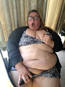 Iceprincess2bad4u online show from November 2025 07:08:01 AM