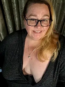 Iceprincess2bad4u online show from April 2026 06:22:01 PM