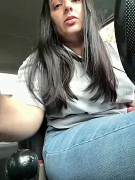 Snapshot of YummyAnna_ chatting on March 2026 08:37:01 PM YummyAnna online show from March 2026 08:37:01 PM