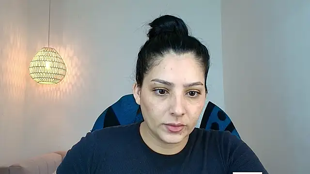 Snapshot of YummyAnna_ chatting on April 2026 02:22:02 PM YummyAnna online show from April 2026 02:22:02 PM