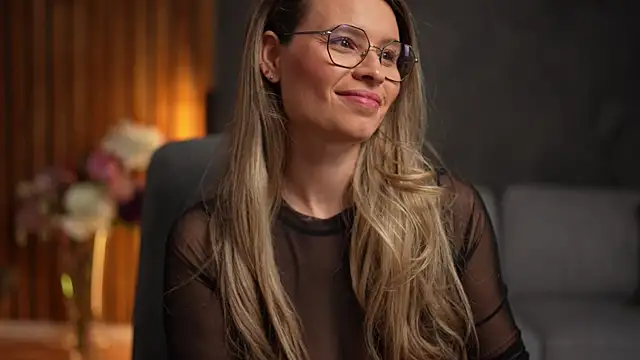 BrandyWhite online show from September 2025 05:40:01 AM