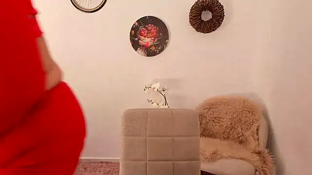 Milf-Ella online show from October 2025 08:37:02 AM