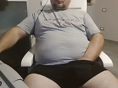 iron boy80 online show from October 2025 04:51:02 PM