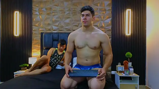 FelipeAndMarcello3 online show from February 2025 03:56:02 PM