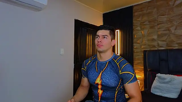 FelipeAndMarcello3 online show from February 2025 10:54:01 PM