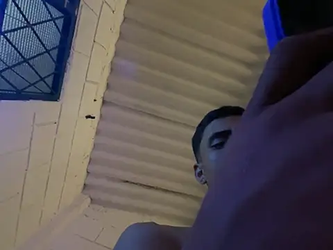 Max TheHorseDick online show from November 2025 02:12:01 AM