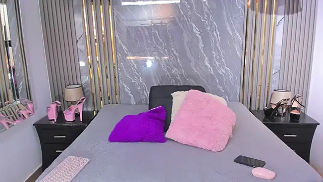 Snapshot of Nyakimgold chatting on January 2025 12:13:01 PM Nyakimgold online show from January 2025 12:13:01 PM