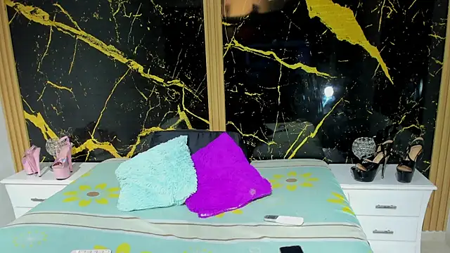 Snapshot of Nyakimgold chatting on February 2025 07:27:02 PM Nyakimgold online show from February 2025 07:27:02 PM