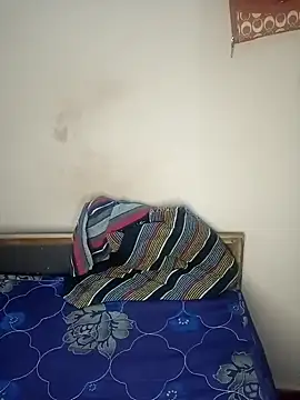 Snapshot of Sweet-Berry chatting on December 2024 06:35:02 AM Sweet-Berry online show from December 2024 06:35:02 AM