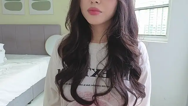 TammiLou online show from November 2025 07:41:02 AM