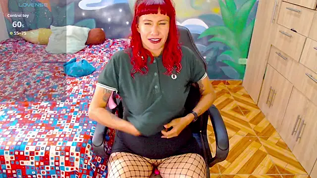 Eimy lorens online show from November 2025 07:25:01 PM