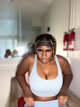 Foreignthababyy online show from June 2026 05:47:02 PM