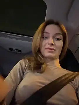 Snapshot of -AngelAri- chatting on January 2025 06:05:01 PM -AngelAri- online show from January 2025 06:05:01 PM