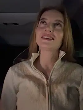 Snapshot of -AngelAri- chatting on January 2025 09:04:01 PM -AngelAri- online show from January 2025 09:04:01 PM