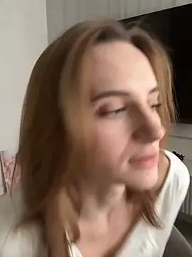 Snapshot of -AngelAri- chatting on February 2025 12:28:01 PM -AngelAri- online show from February 2025 12:28:01 PM