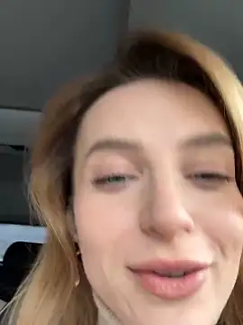 Snapshot of -AngelAri- chatting on February 2025 09:05:02 AM -AngelAri- online show from February 2025 09:05:02 AM