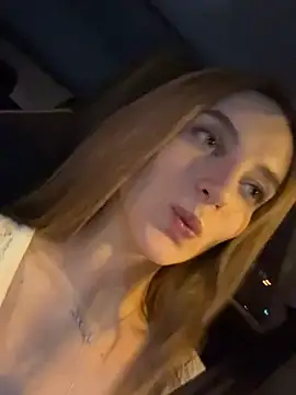 Snapshot of -AngelAri- chatting on February 2025 06:16:01 PM -AngelAri- online show from February 2025 06:16:01 PM