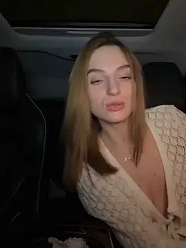 Snapshot of -AngelAri- chatting on February 2025 09:17:02 PM -AngelAri- online show from February 2025 09:17:02 PM