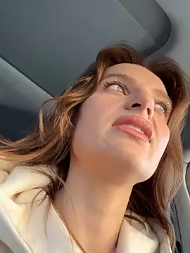 Snapshot of -AngelAri- chatting on February 2025 09:44:01 AM -AngelAri- online show from February 2025 09:44:01 AM