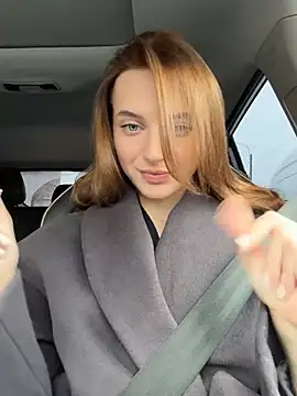 Snapshot of -AngelAri- chatting on March 2025 09:27:02 AM -AngelAri- online show from March 2025 09:27:02 AM