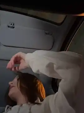 Snapshot of -AngelAri- chatting on March 2025 09:03:01 PM -AngelAri- online show from March 2025 09:03:01 PM