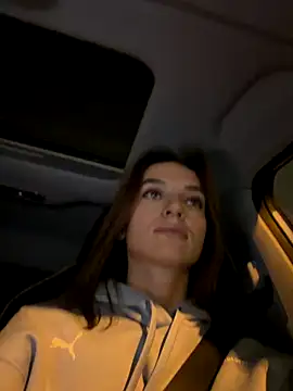 Snapshot of -AngelAri- chatting on November 2025 06:08:01 PM -AngelAri- online show from November 2025 06:08:01 PM