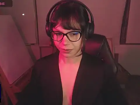 Snapshot of alien__show chatting on March 2026 09:46:02 AM alien show online show from March 2026 09:46:02 AM