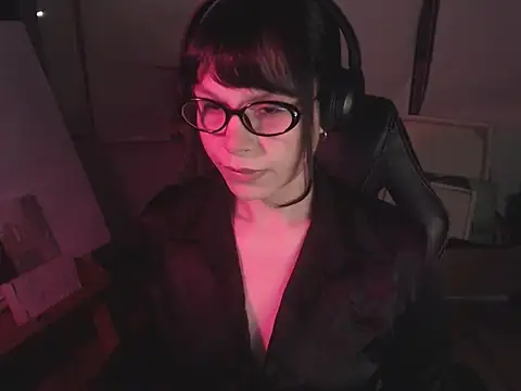 Snapshot of alien__show chatting on April 2026 03:40:02 AM alien show online show from April 2026 03:40:02 AM