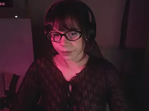 Snapshot of alien__show chatting on April 2026 04:24:02 AM alien show online show from April 2026 04:24:02 AM