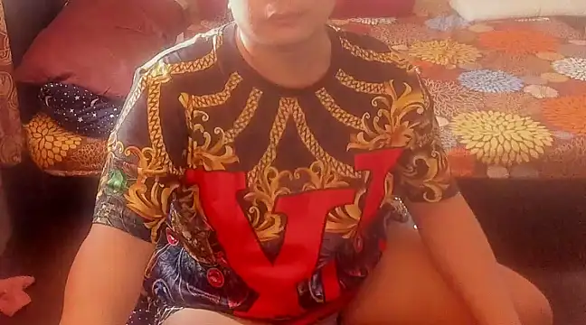 Snapshot of BEMYPROPERTYx chatting on March 2025 04:02:02 AM BEMYPROPERTYx online show from March 2025 04:02:02 AM