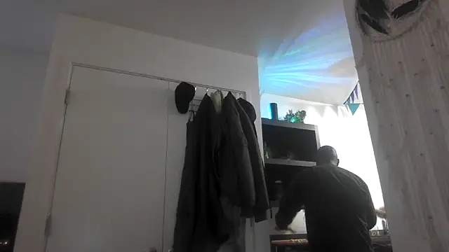 Snapshot of SilasRed chatting on January 2025 07:21:01 PM SilasRed online show from January 2025 07:21:01 PM