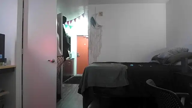 Snapshot of SilasRed chatting on January 2025 08:21:01 PM SilasRed online show from January 2025 08:21:01 PM