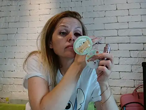 Angel girllovemy online show from September 2025 07:41:01 AM