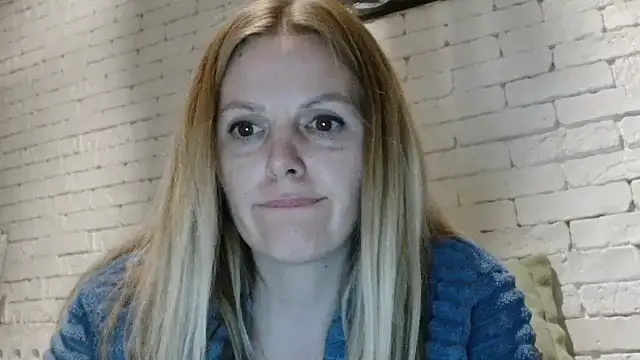 Angel girllovemy online show from November 2025 04:17:01 PM