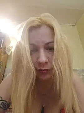 Snapshot of wildlia chatting on July 2026 08:11:02 PM wildlia online show from July 2026 08:11:02 PM