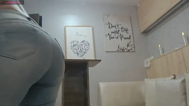 AlishaPalmer online show from December 2024 12:49:01 PM