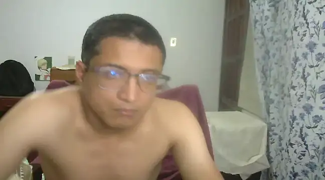 Mghty-cockl88 online show from January 2025 11:48:01 PM